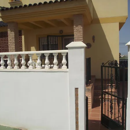 Inviting 3-bed In Torrievieja Costablanca *