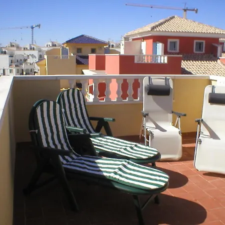 Inviting 3-bed In Torrievieja Costablanca فيلة
